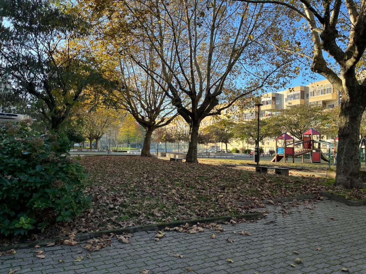 Appartamento Apartamento 3 Min Da Av Liberdade - Remodelado Braga Esterno foto